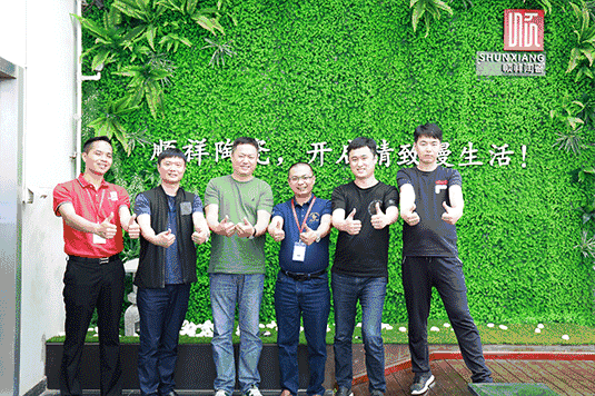 礼物渠路客户座谈会